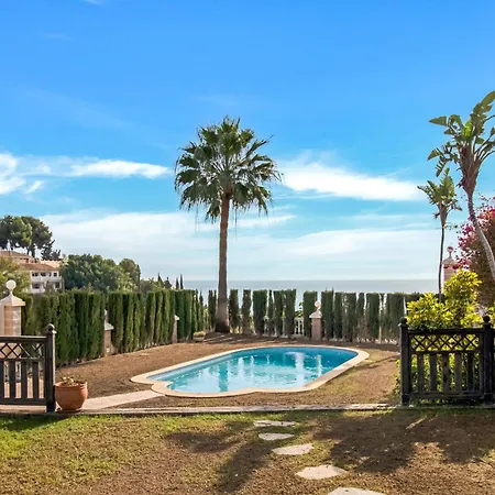 Malagasuite Olmedo With Private Pool Villa